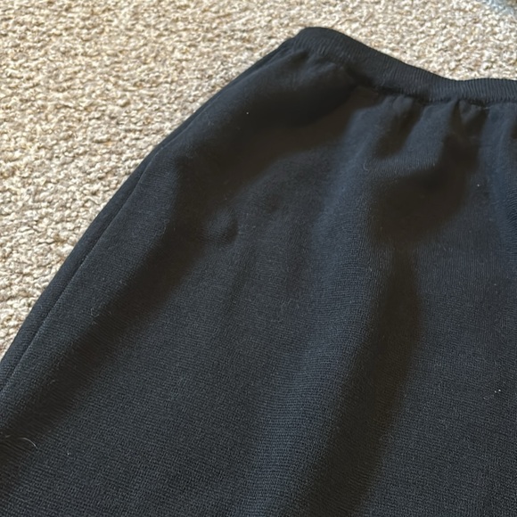 Adrienne Vittadini Black Wool Skirt - Picture 2 of 6